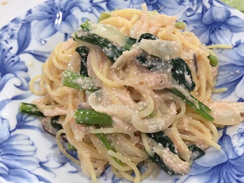 小松菜の明太子クリームパスタ